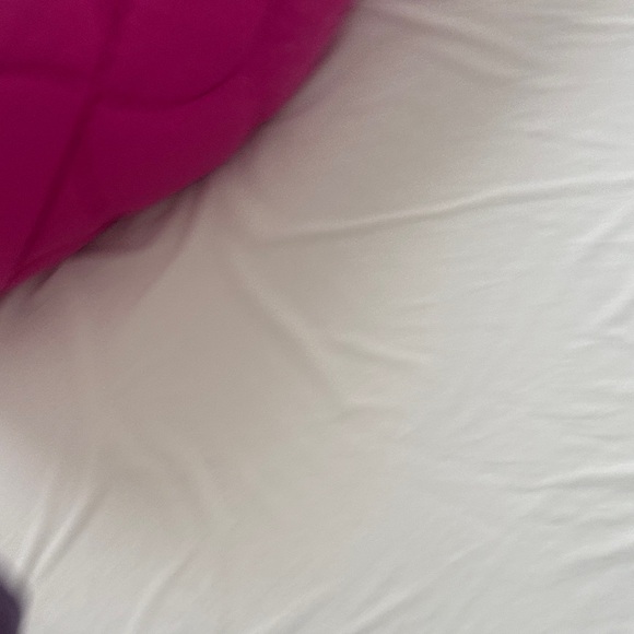 Michael Kors Purple Bucket Bag - Picture 3 of 6